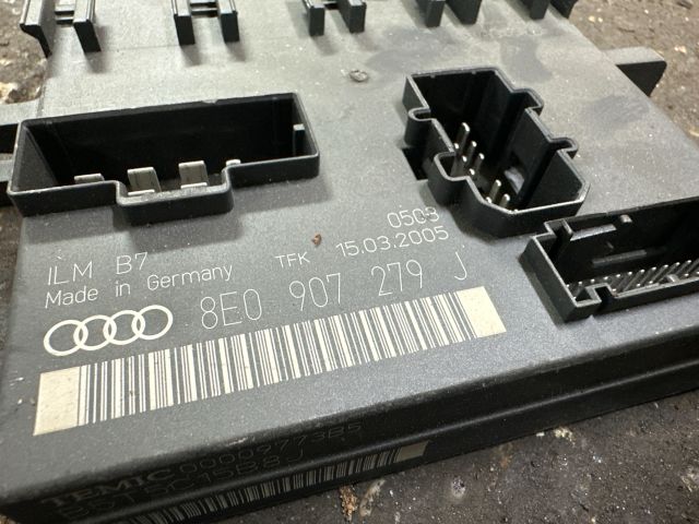 bontott AUDI A4 B7 Komfort Elektronika