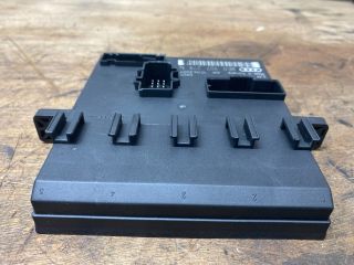 bontott AUDI A4 B7 Komfort Elektronika