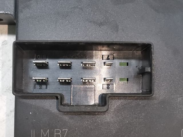 bontott AUDI A4 B7 Komfort Elektronika