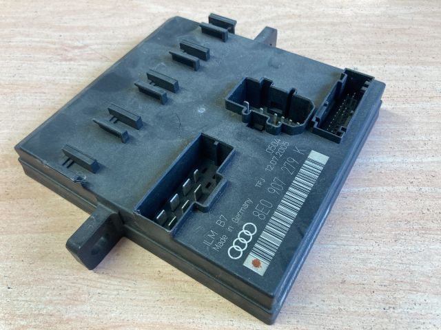 bontott AUDI A4 B7 Komfort Elektronika