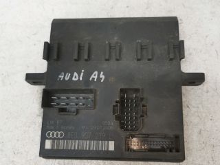 bontott AUDI A4 B7 Komfort Elektronika