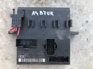 bontott AUDI A4 B7 Komfort Elektronika