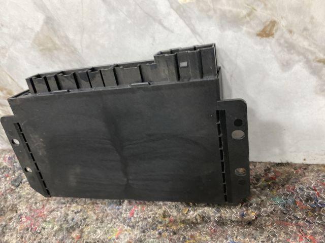 bontott AUDI A4 B7 Komfort Elektronika