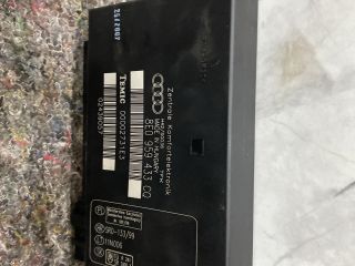 bontott AUDI A4 B7 Komfort Elektronika