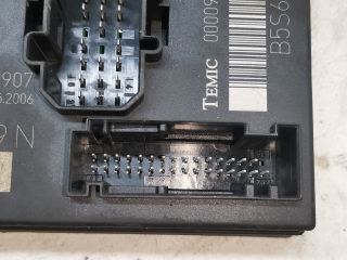 bontott AUDI A4 B7 Komfort Elektronika