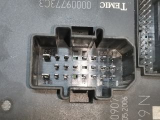 bontott AUDI A4 B7 Komfort Elektronika