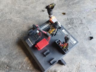 bontott AUDI A4 B7 Komfort Elektronika