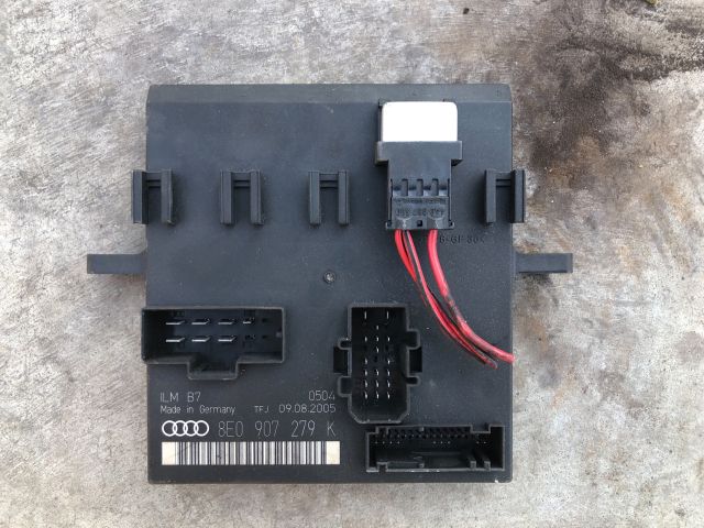 bontott AUDI A4 B7 Komfort Elektronika