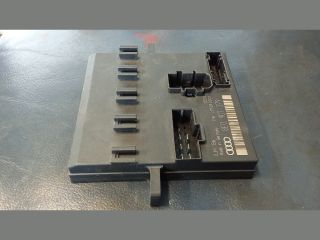 bontott AUDI A4 B7 Komfort Elektronika