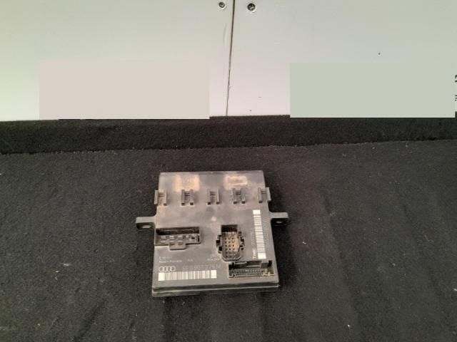 bontott AUDI A4 B7 Komfort Elektronika