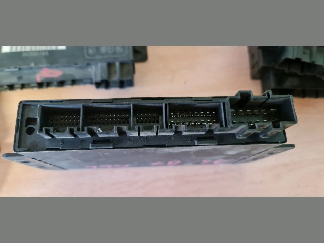 bontott AUDI A4 B7 Komfort Elektronika