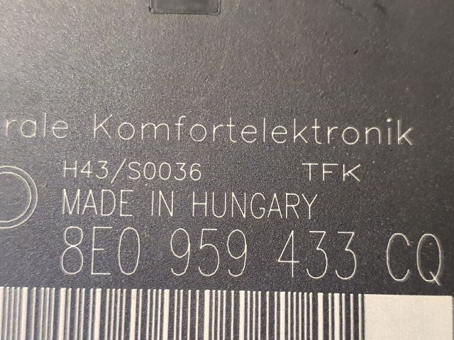 bontott AUDI A4 B7 Komfort Elektronika