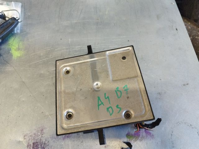 bontott AUDI A4 B7 Komfort Elektronika
