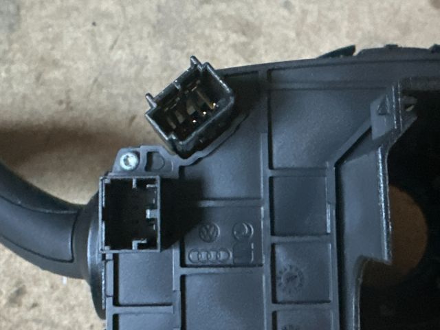 bontott AUDI A4 B7 Komplett Kormánykapcsoló (Bajuszkapcsoló)