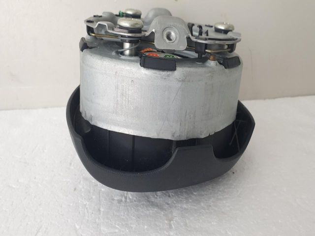 bontott AUDI A4 B7 Kormánylégzsák