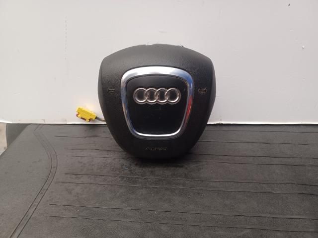 bontott AUDI A4 B7 Kormánylégzsák