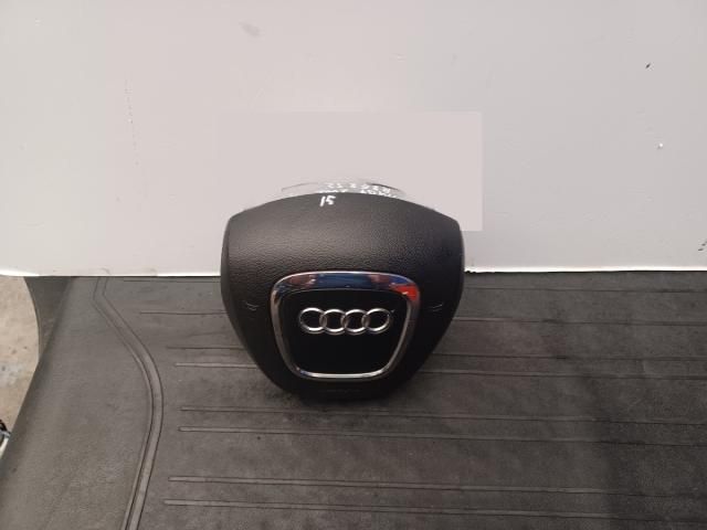 bontott AUDI A4 B7 Kormánylégzsák