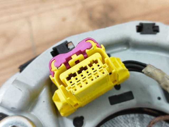 bontott AUDI A4 B7 Kormánylégzsák