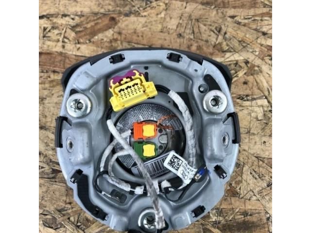 bontott AUDI A4 B7 Kormánylégzsák