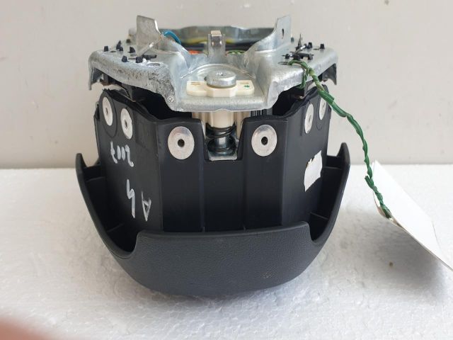 bontott AUDI A4 B7 Kormánylégzsák