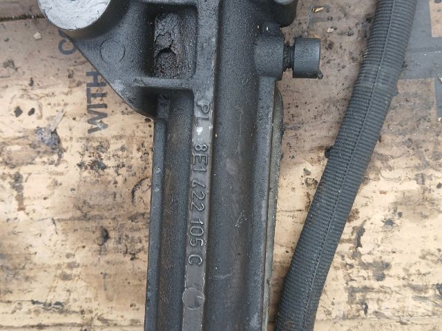 bontott AUDI A4 B7 Kormánymű Szervós