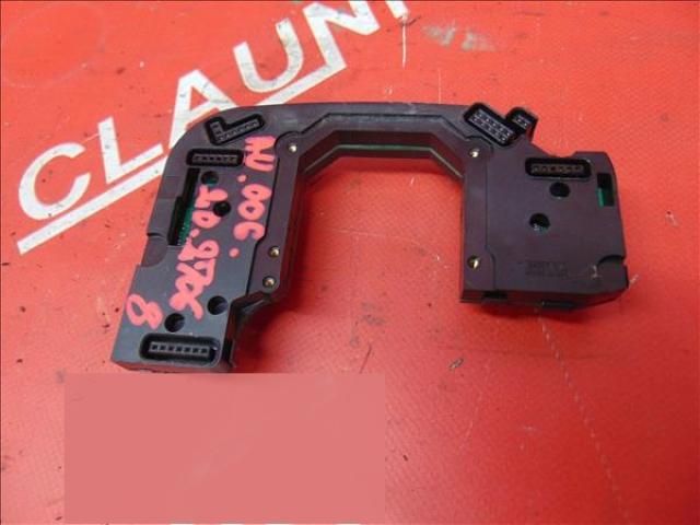 bontott AUDI A4 B7 Kormányoszlop Vezérlő