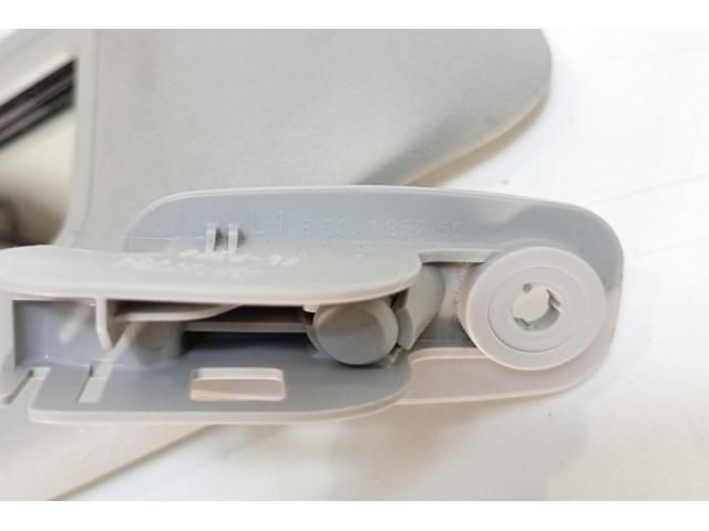 bontott AUDI A4 B7 Középső Napellenző