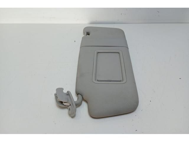 bontott AUDI A4 B7 Középső Napellenző