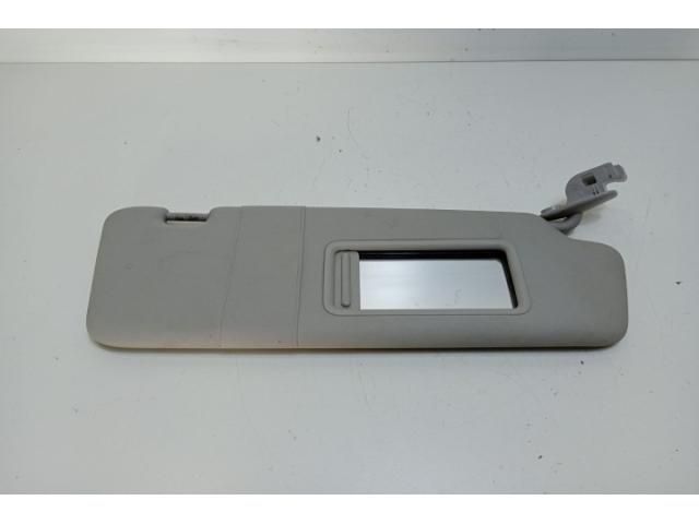 bontott AUDI A4 B7 Középső Napellenző