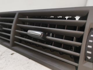 bontott AUDI A4 B7 Középső Szellőző