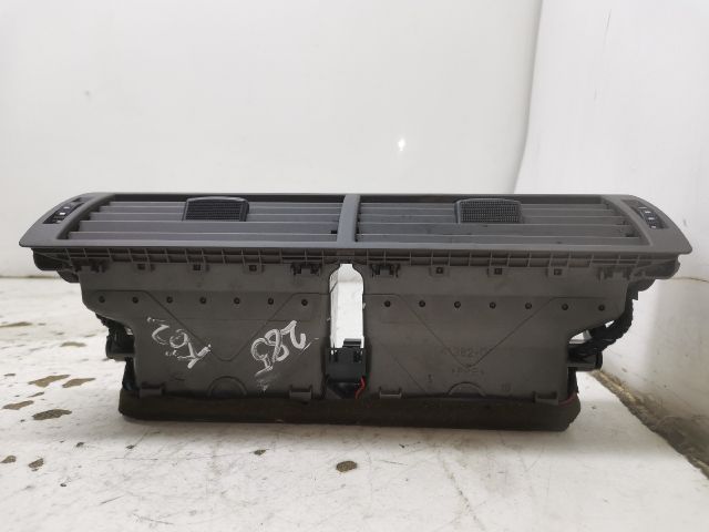 bontott AUDI A4 B7 Középső Szellőző