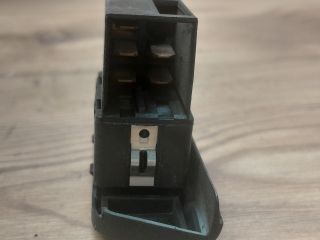 bontott AUDI A4 B7 Központizár Kapcsoló