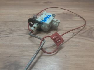 bontott AUDI A4 B7 Központizár Motor Tankajtó