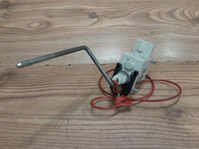 bontott AUDI A4 B7 Központizár Motor Tankajtó