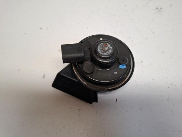 bontott AUDI A4 B7 Kürt