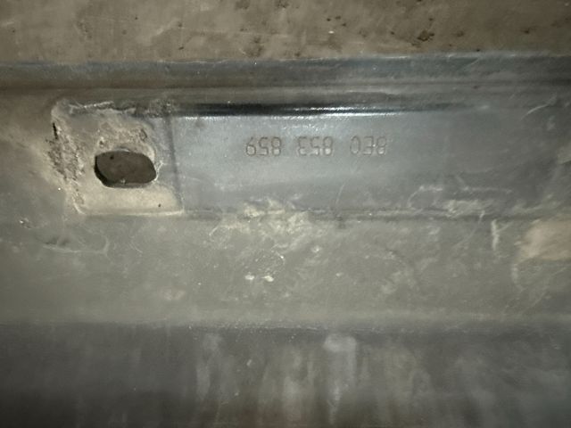 bontott AUDI A4 B7 Küszöb Burkolat