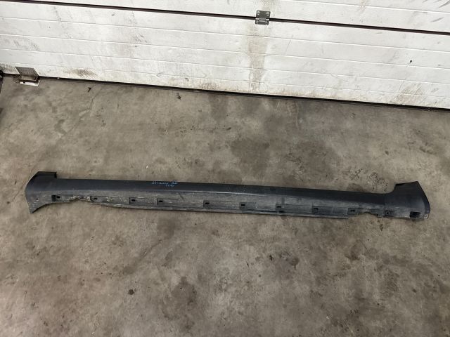 bontott AUDI A4 B7 Küszöb Burkolat