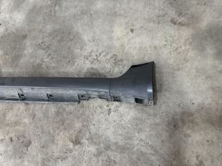 bontott AUDI A4 B7 Küszöb Burkolat