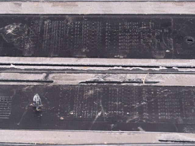 bontott AUDI A4 B7 Küszöb Díszléc Szett