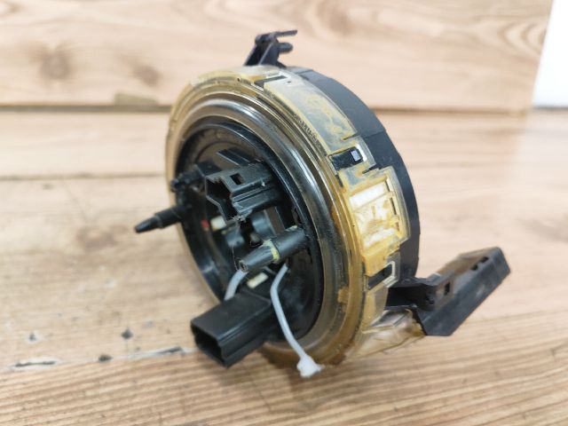 bontott AUDI A4 B7 Légzsák Átvezető Szalagkábel