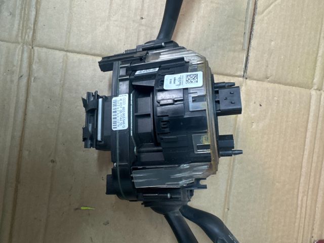 bontott AUDI A4 B7 Légzsák Átvezető Szalagkábel