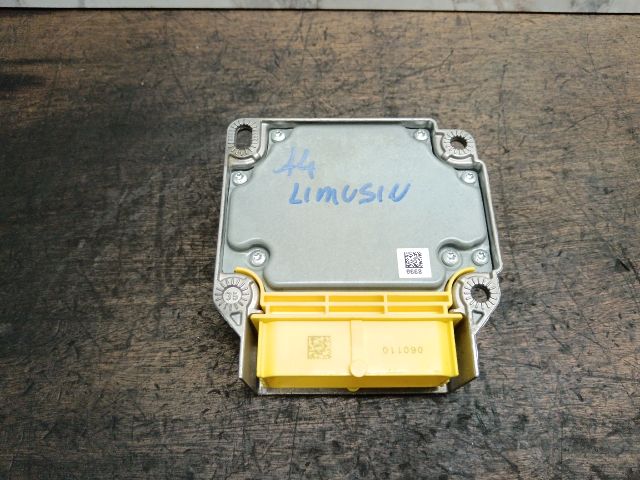 bontott AUDI A4 B7 Légzsák Elektronika