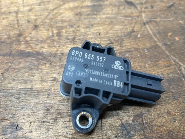 bontott AUDI A4 B7 Légzsák Indító Modul Oldallégzsák