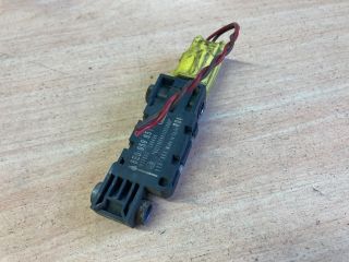 bontott AUDI A4 B7 Légzsák Indító Modul Oldallégzsák