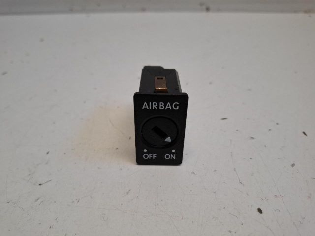 bontott AUDI A4 B7 Légzsák Kapcsoló