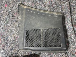 bontott AUDI A4 B7 Levélrács