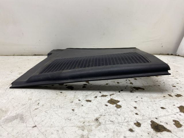 bontott AUDI A4 B7 Levélrács