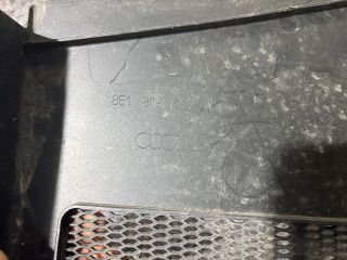 bontott AUDI A4 B7 Levélrács