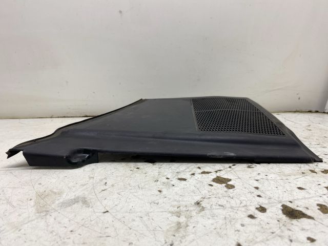 bontott AUDI A4 B7 Levélrács