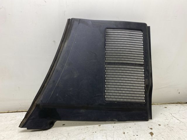 bontott AUDI A4 B7 Levélrács